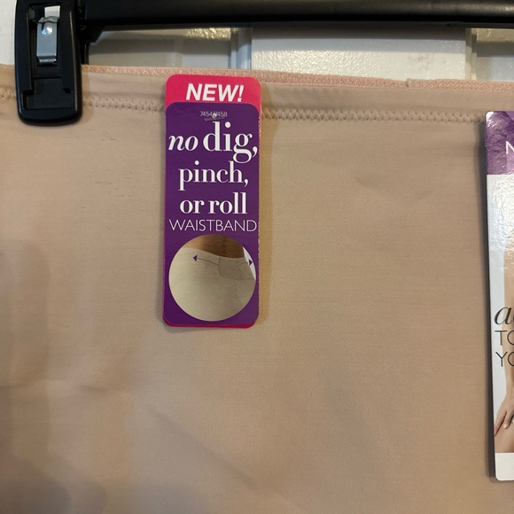 Naomi & Nicole 7458 Adjusts to You Waistline Bike Pant Firm Control Sz XL Beige - Picture 3 of 12